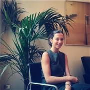 Insegnante per aiuto compiti, in particolare di diritto